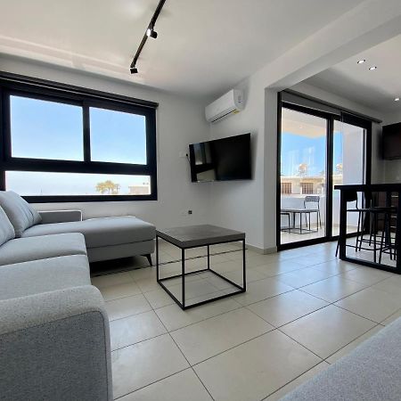 Sea La Vie #1 - Luxury Seaview Apartment Paphos Kültér fotó